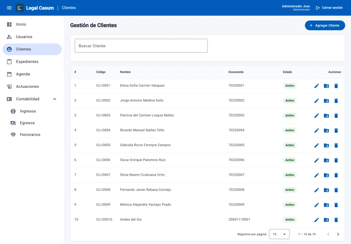 Legal Casum — listado de clientes, con el menú de expedientes, agenda, actuaciones y contabilidad